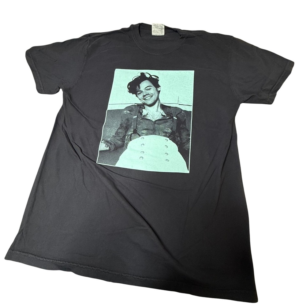 Harry Styles Love On Tour 2021‎ T-Shirt Concert Graphic Tee Size M